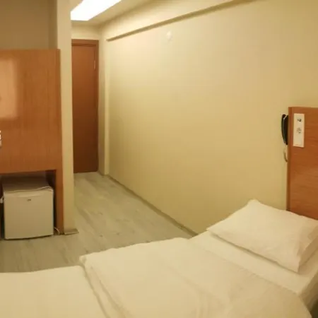 Hotel Liman 2*